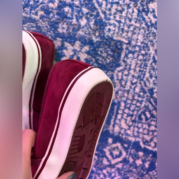 Keen burgundy suede shoes - Picture 6 of 9
